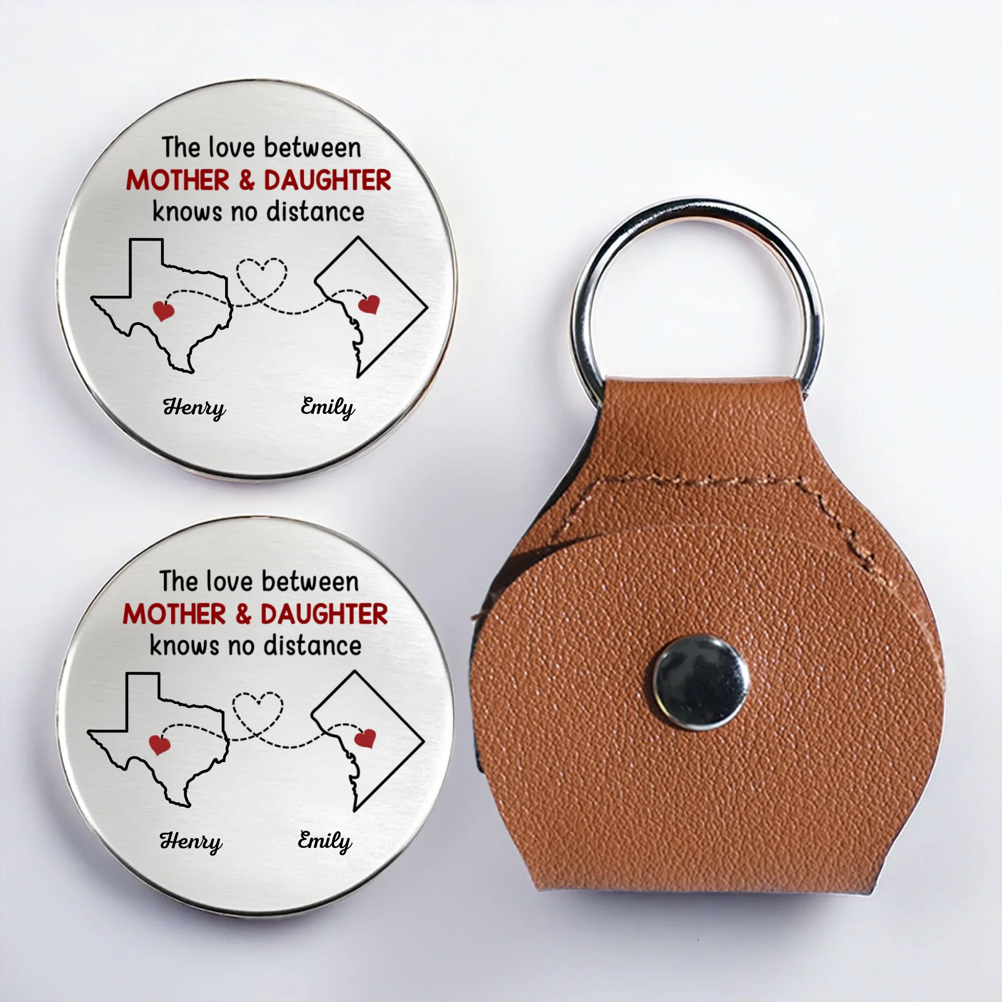 Custom Long Distance Pocket Hug - Personalized Birthday Gifts For Mom, Dad - Love Knows No State Lines - Robaser